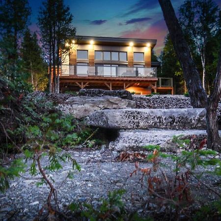 Stone Cove Waterfront Adults Only B&B 토버모리 외부 사진