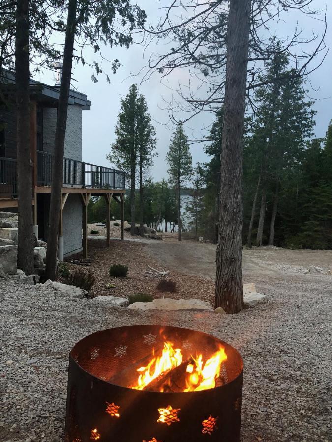 Stone Cove Waterfront Adults Only B&B 토버모리 외부 사진
