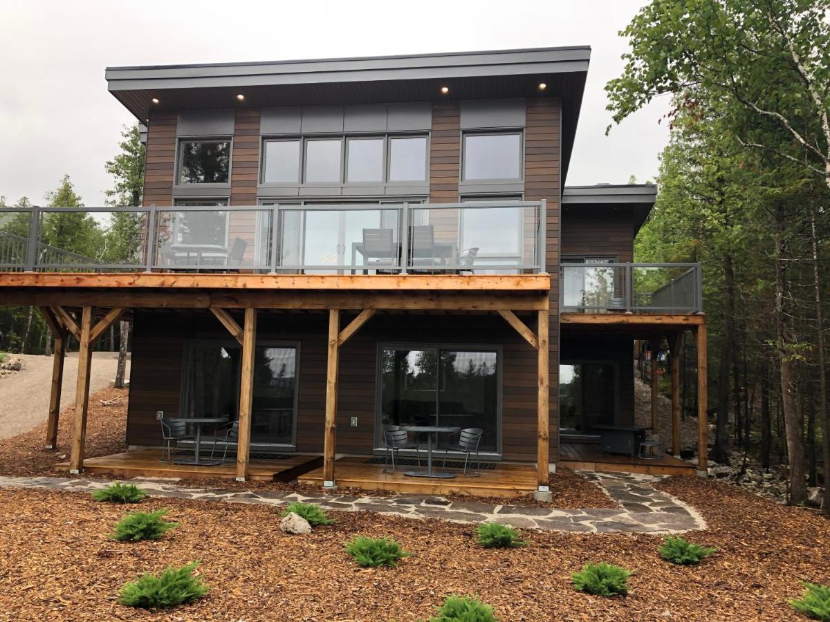 Stone Cove Waterfront Adults Only B&B 토버모리 외부 사진