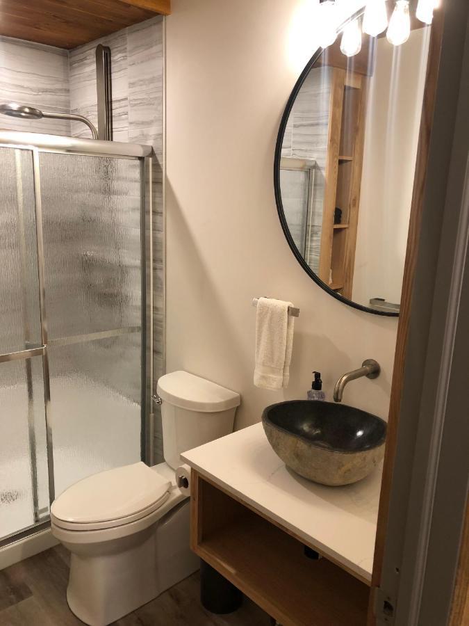 Stone Cove Waterfront Adults Only B&B 토버모리 외부 사진