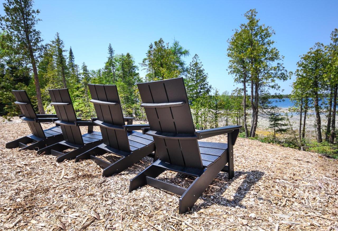 Stone Cove Waterfront Adults Only B&B 토버모리 외부 사진